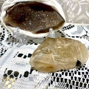 Beautiful Elestial and Druzy Agate Lot